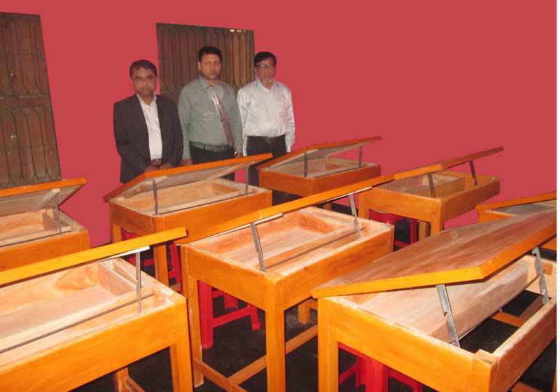 চারুকলা: নতুন ডেস্ক
